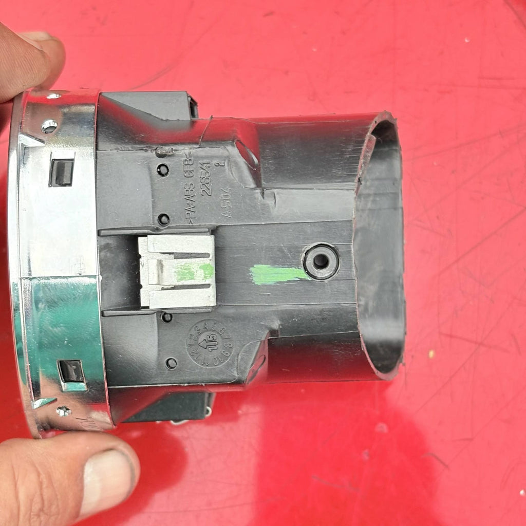 FIAT BRAVO MK2 DRIVER FRONT RIGHT SIDE DASHBOARD AIR VENT 226541