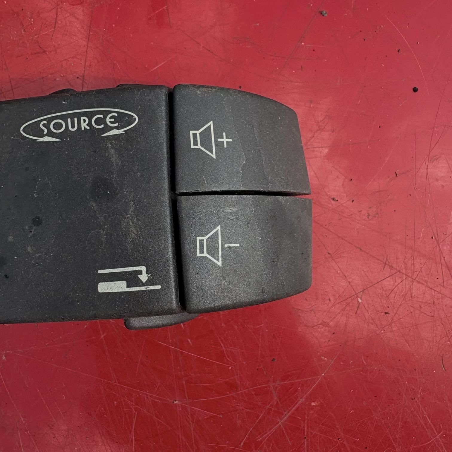 RENAULT LAGUNA MK2 STEERING VOLUME CONTROLS 34442201ad AMS1132