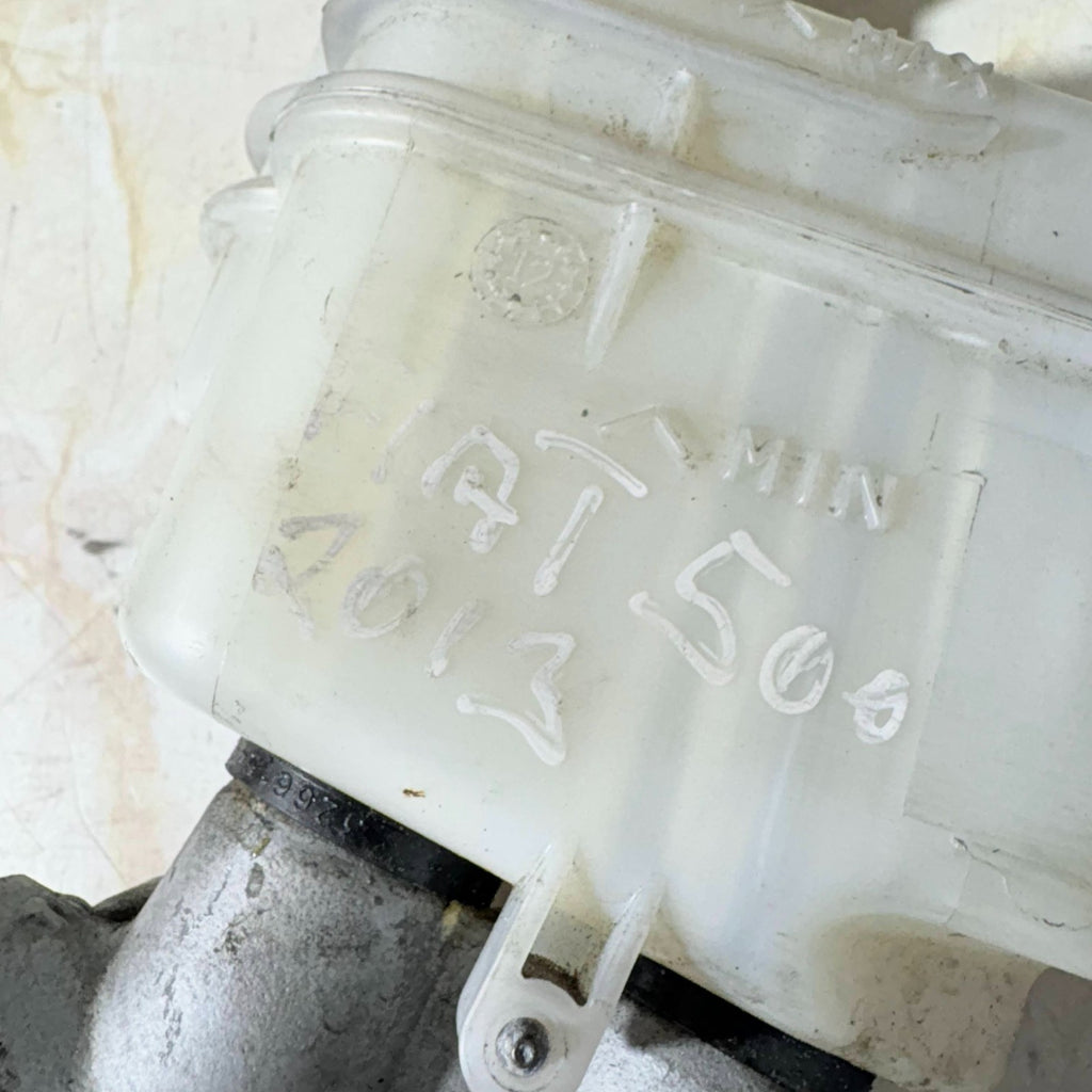 FIAT 500 BRAKE MASTER CYLINDER 32069666 HATCHBACK 2013