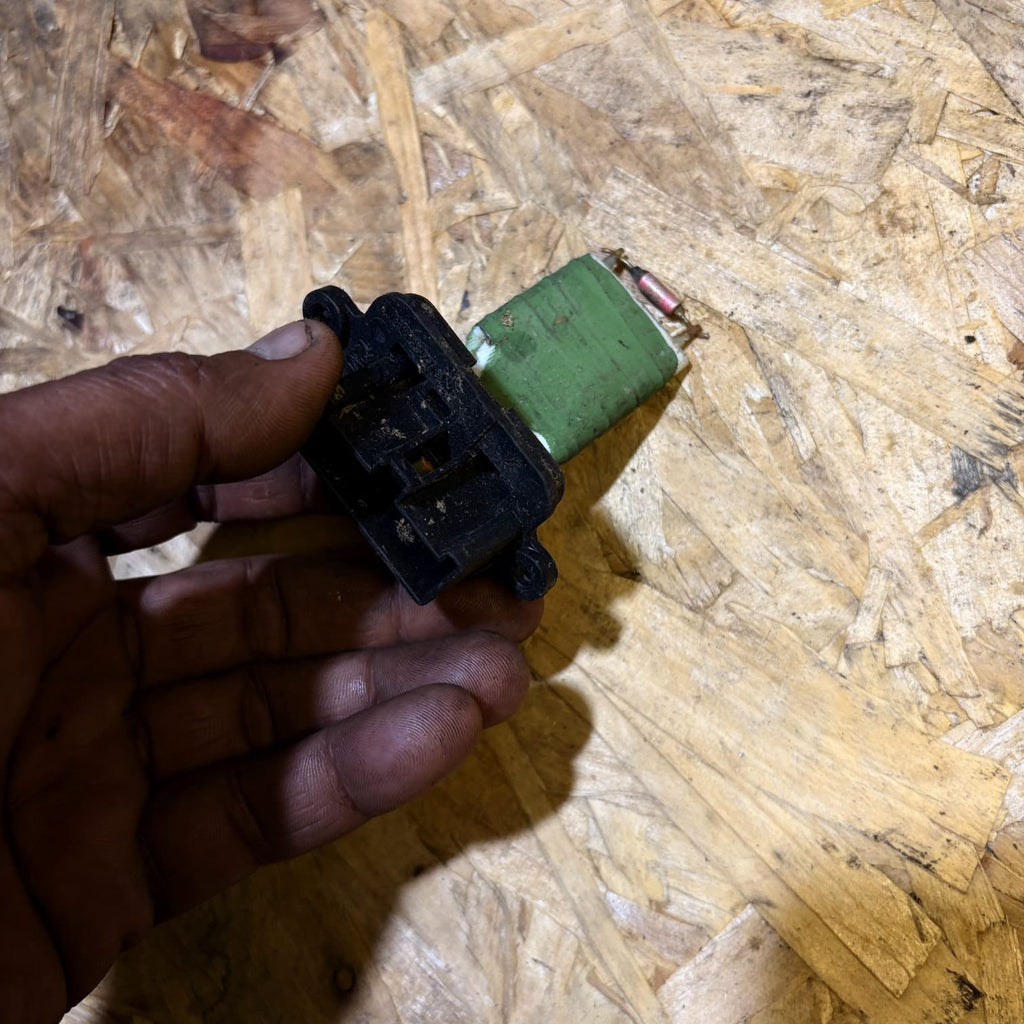 Fiat 500 (312) Heater Blower Fan Resistor A51001500/46723713 2007-2022