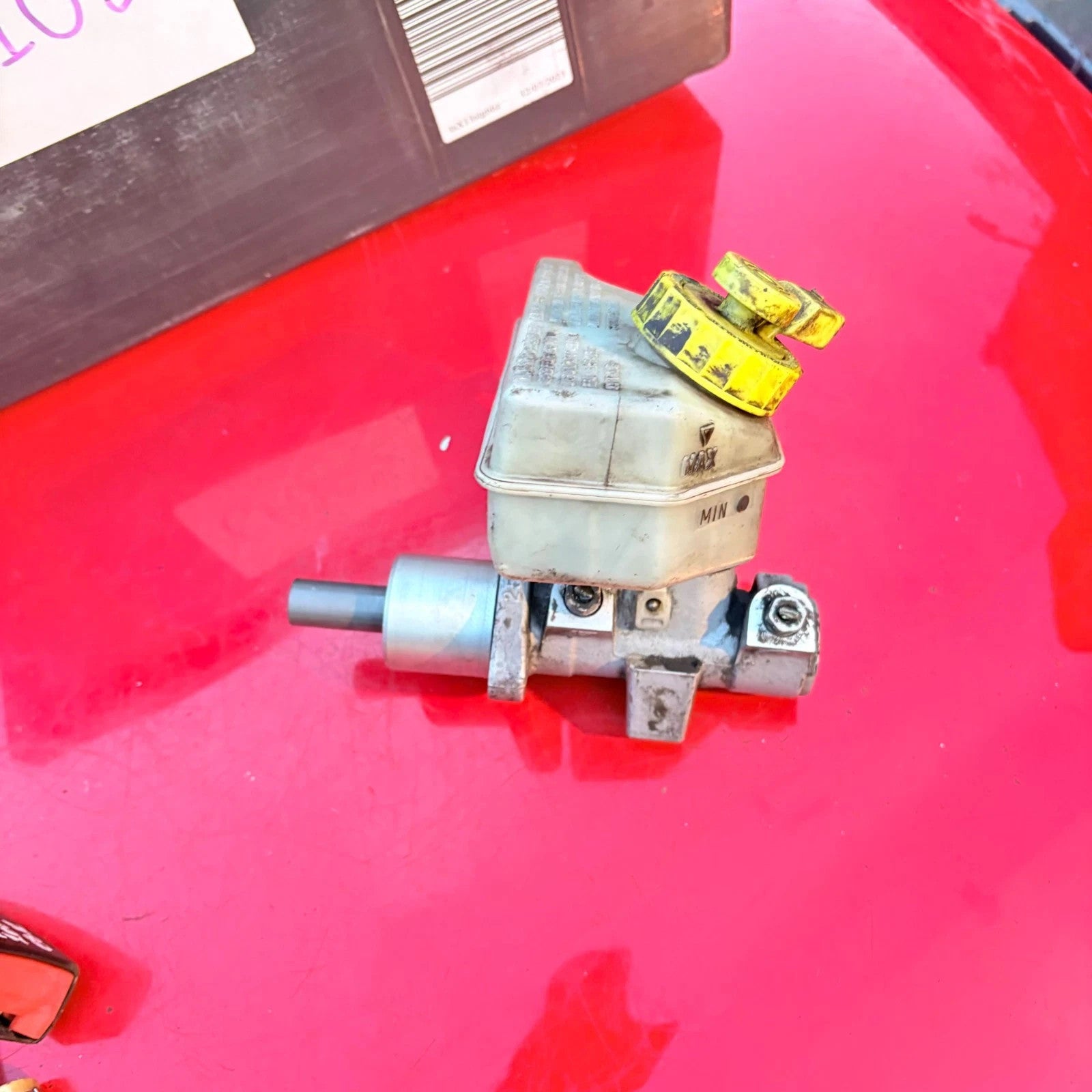 Volkswagen Sharan brake master cylinder 2007