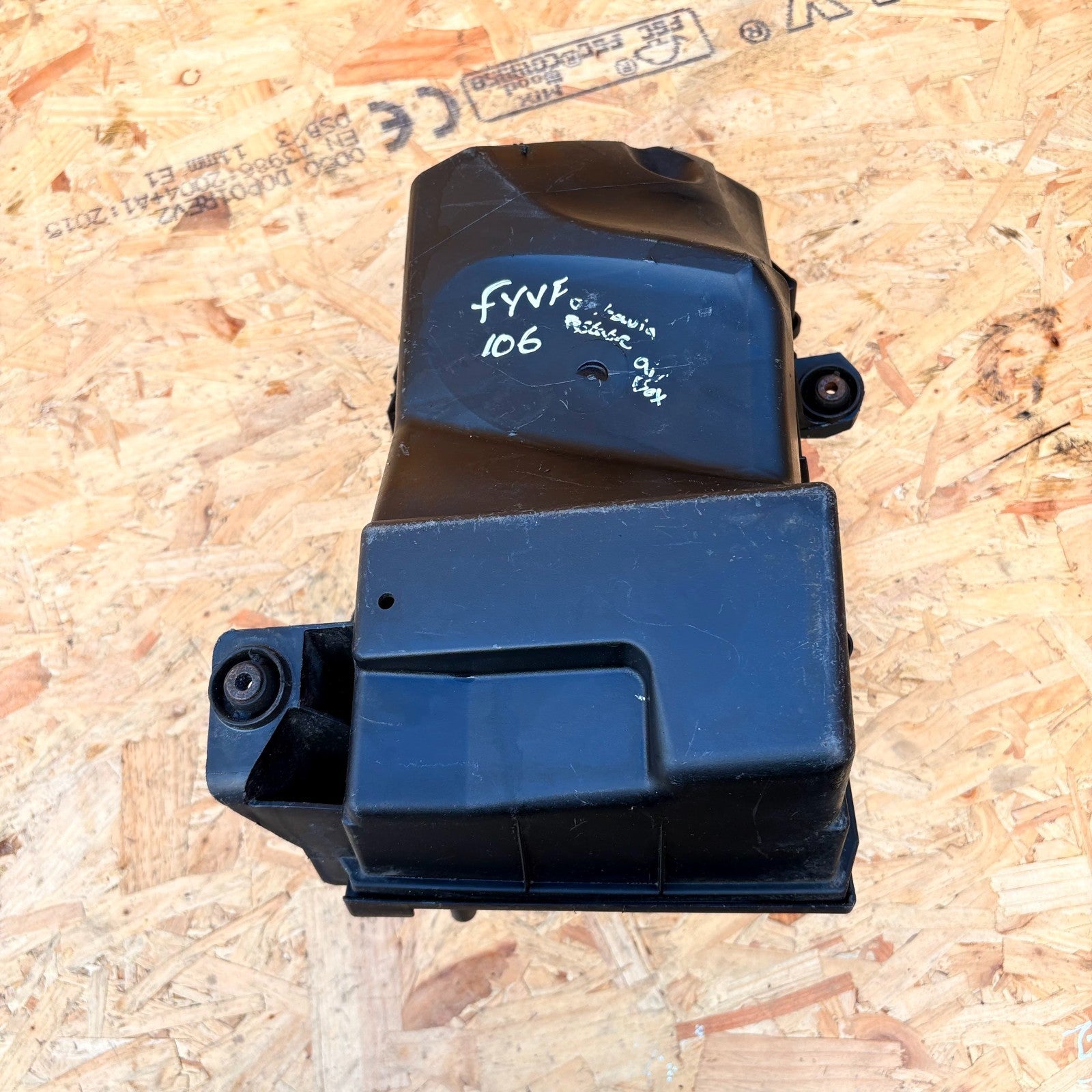 Skoda Octavia 1U5 Mk1 Estate 1.9 TDI Air Filter Box 1J0129607AE 1998-2010