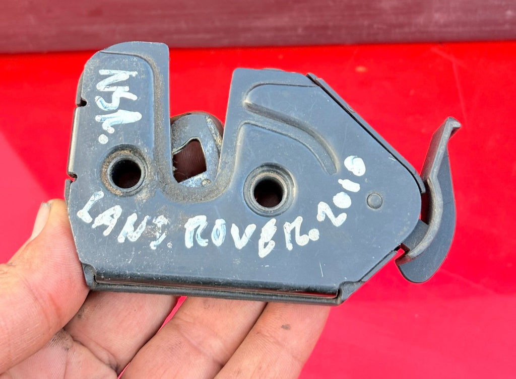Range Rover L322 2002-2012 Rear Left Lower Tailgate Lock Latch Actuator 7016047