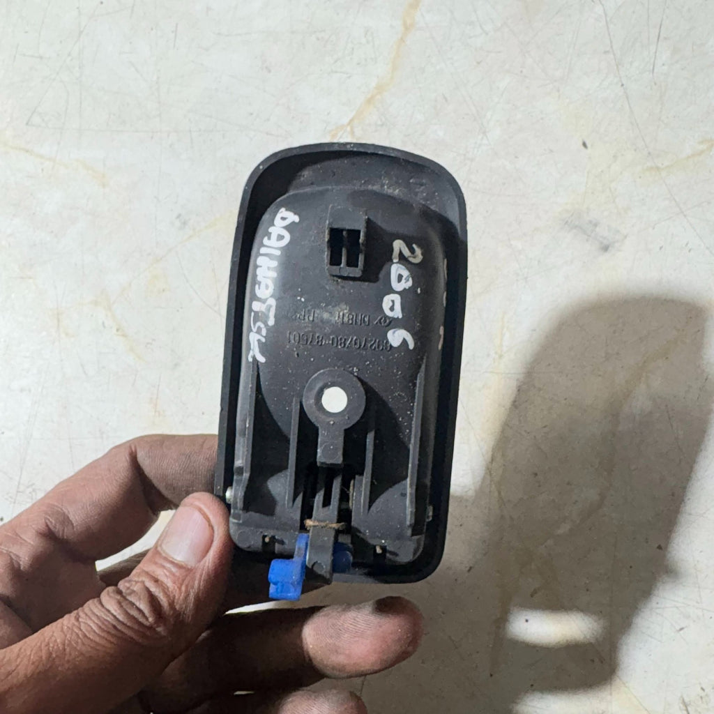 2000-2006 DAIHATSU INTERIOR DOOR HANDLE