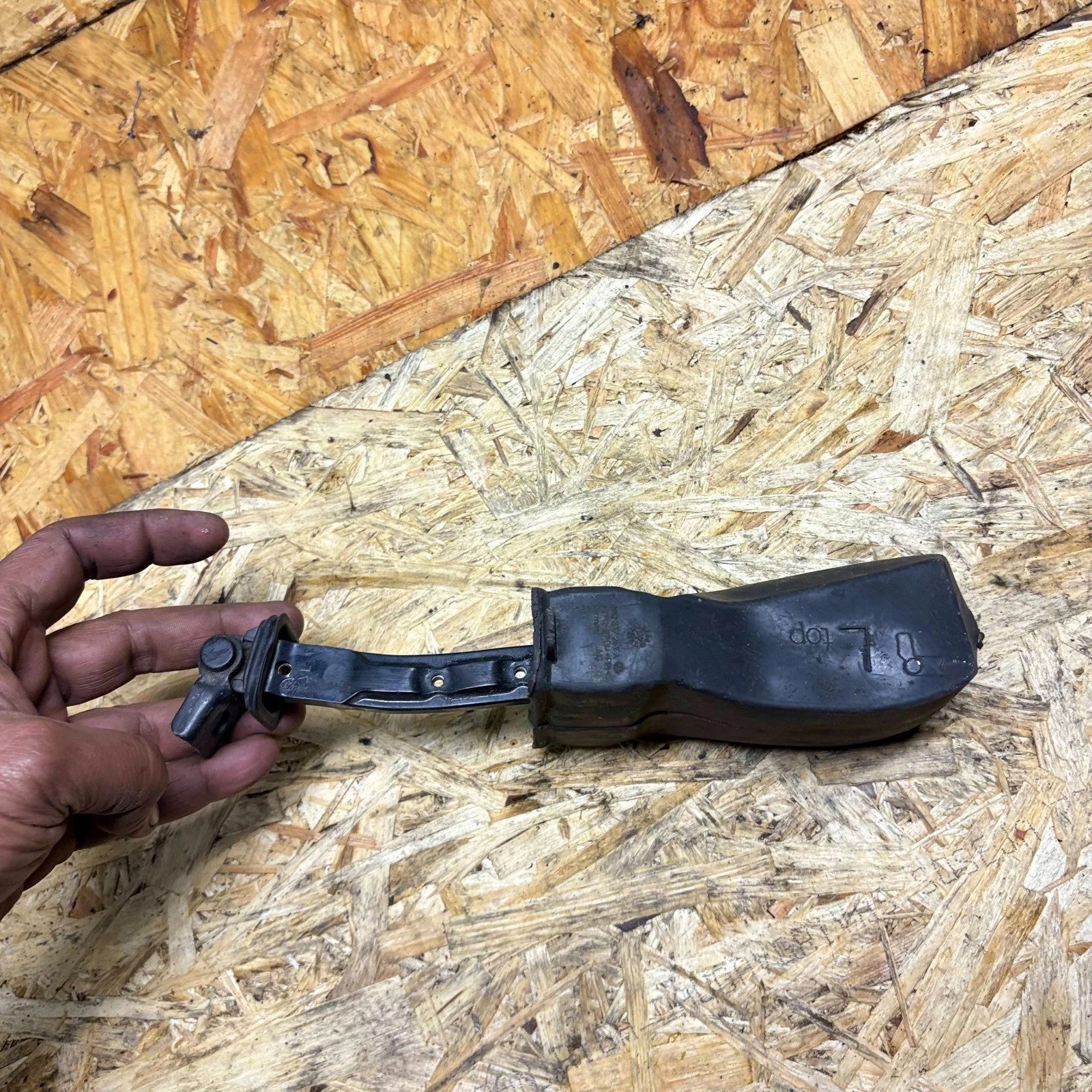 VW Polo 6R 5Dr Rear Left Check Strap Door Stay 2009-2014 6R4839249B 6R0837267A