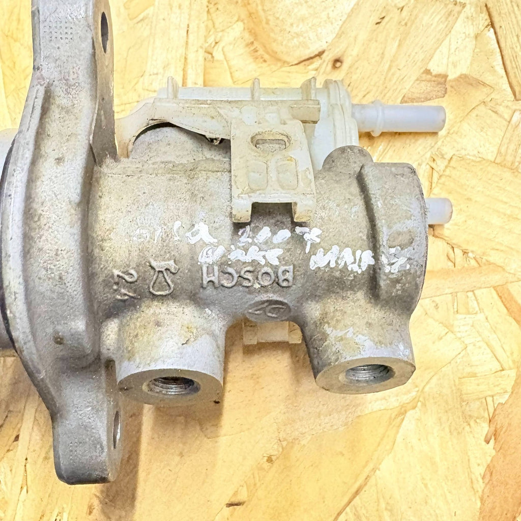 Vauxhall Corsa D 2007-2014 Brake Master Cylinder Reservoir RHD NonESP 0204254463