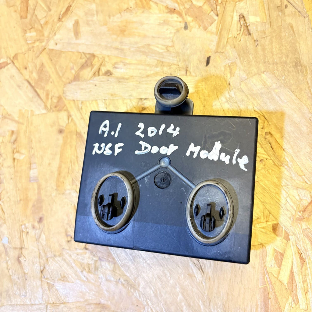 AUDI A1 8X 2014 DOOR CONTROL UNIT MODULE ECU PASSENGER FRONT SIDE 8X0959792F