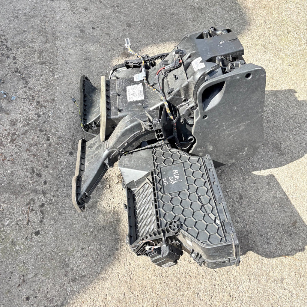 MINI CLUB 2011-2016 HEATER MATRIX CORE ELEMENT 990315Z