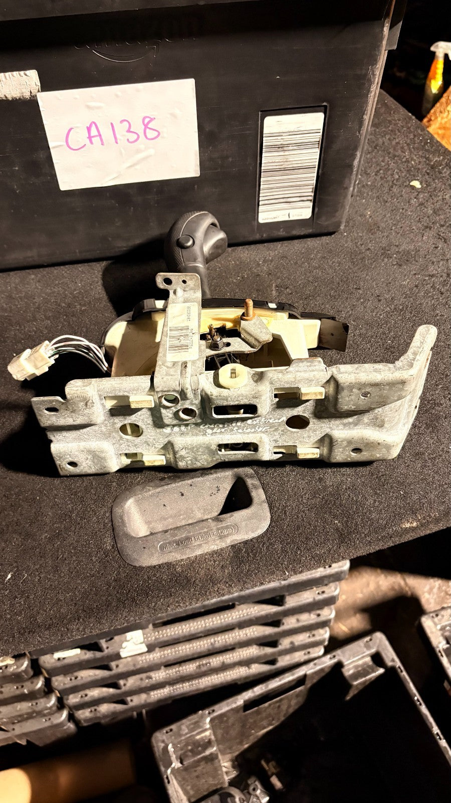 Jeep Cherokee Liberty KJ Auto Floor Shifter Selector P52104313AG 2002-2007