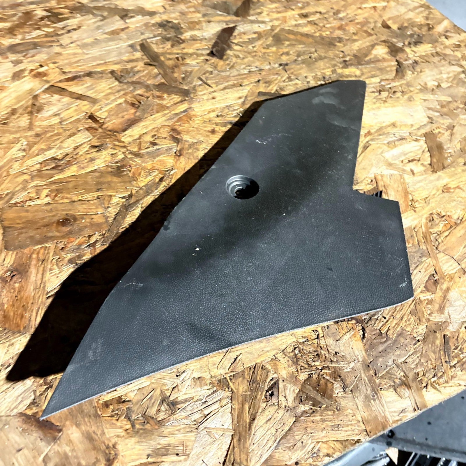 Vauxhall Mokka X Left Centre Console Cover Trim – AVF44949 (2016‑2018)