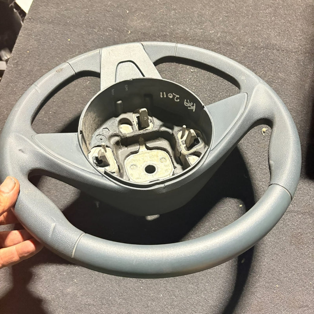 FORD KA MK2 (RU8) 2008-2016 3-DOOR 3-SPOKE STEERING WHEEL TRW 61990120A 1567626