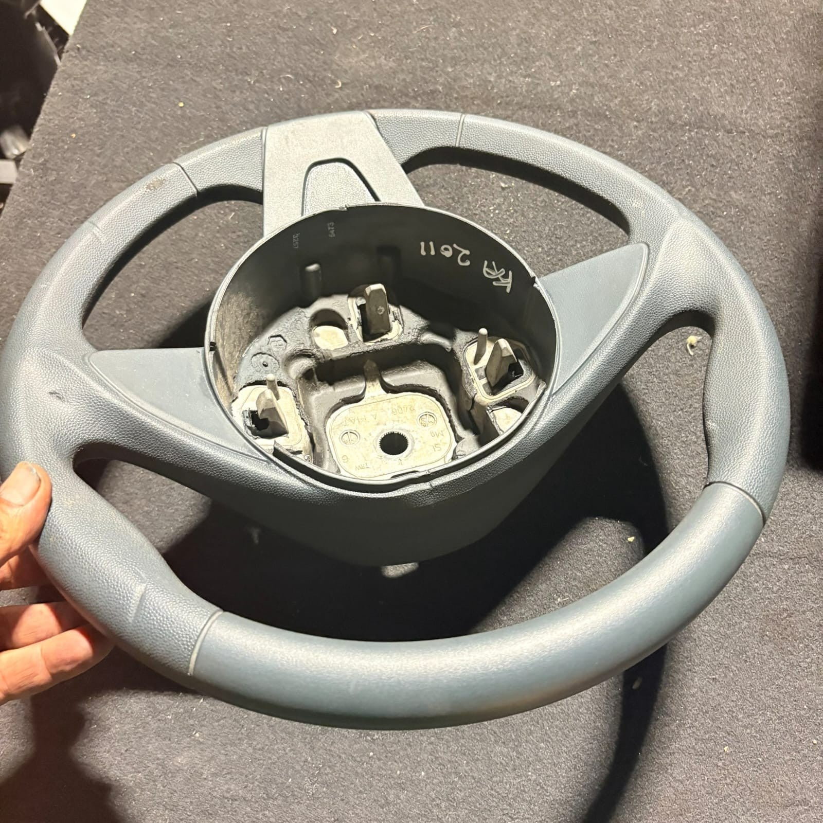 FORD KA MK2 (RU8) 2008-2016 3-DOOR 3-SPOKE STEERING WHEEL TRW 61990120A 1567626