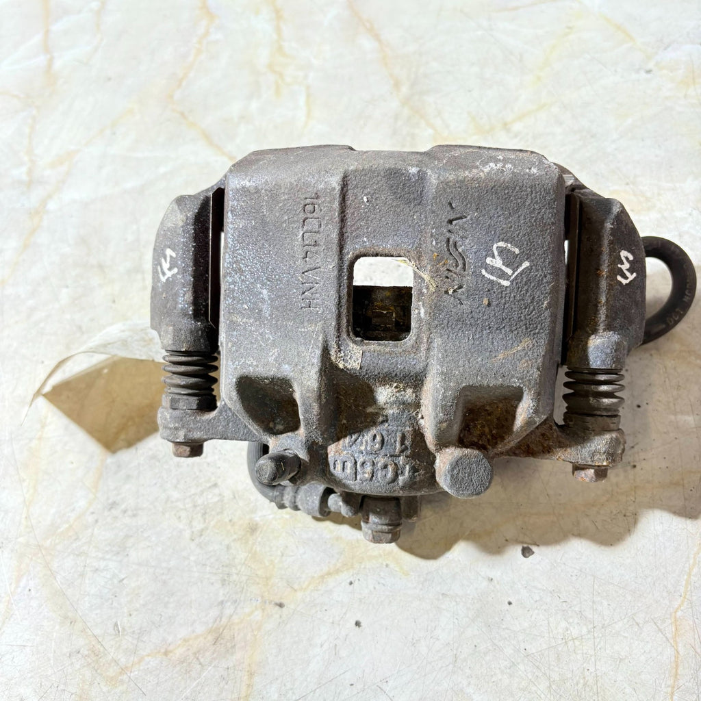 2010 AUDI A4 B8 A5 FRONT LEFT PASSENGER SIDE BRAKE CALIPER