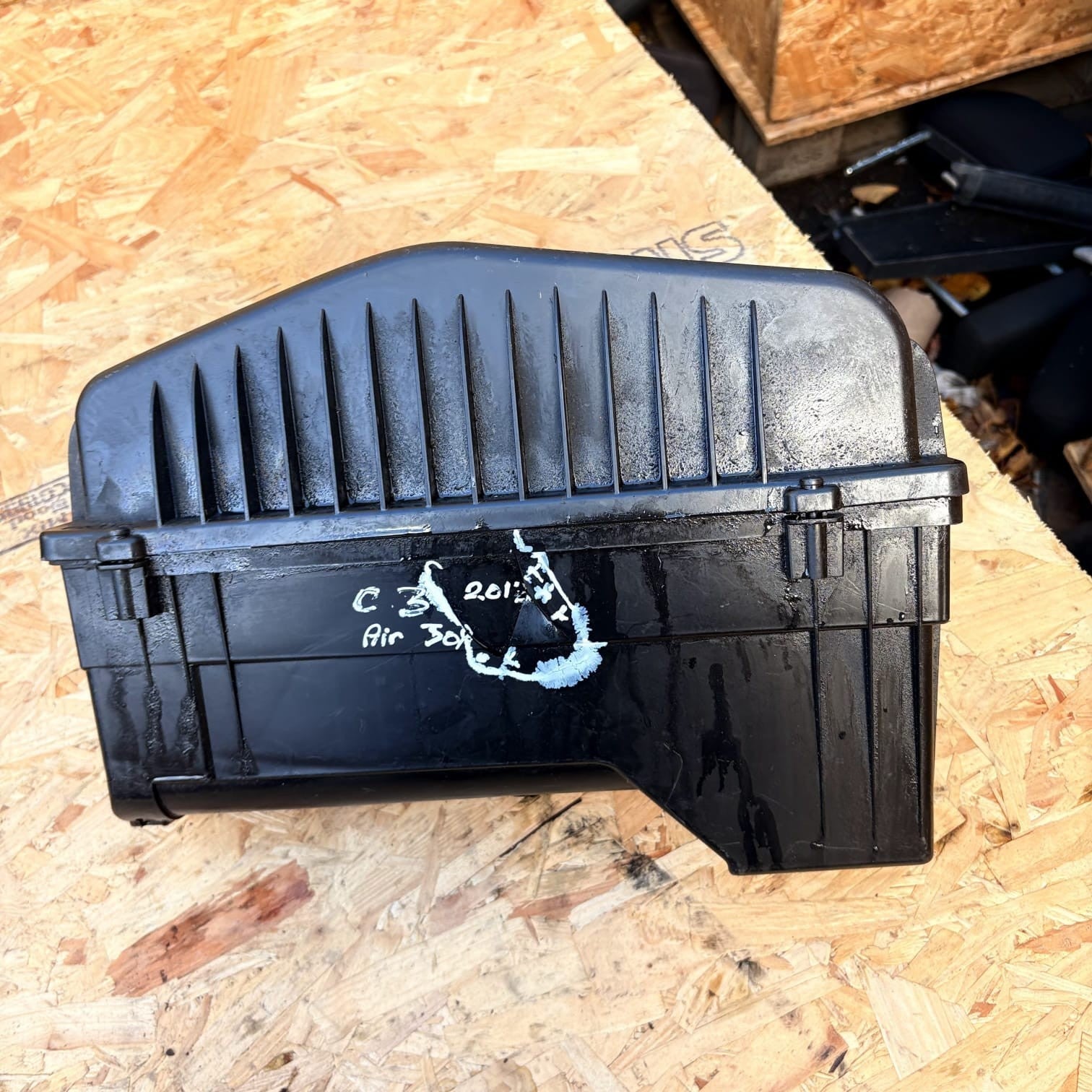 CITROEN C3 MK2 PEUGEOT 207 1.4 AIR FILTER BOX HOUSING UNIT&INTAKE PIPE HOSE 2012