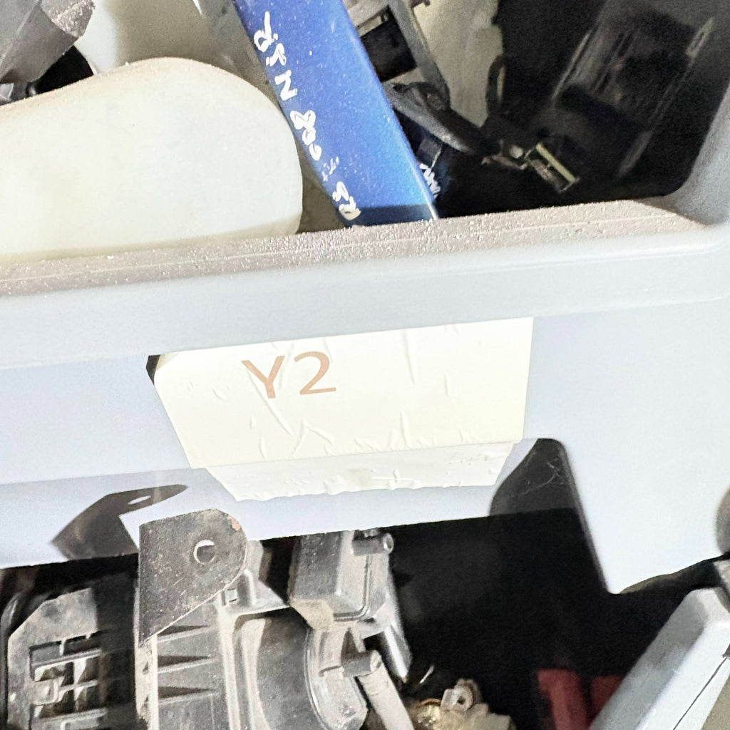 2010 VOLKSWAGEN GOLF ANTENNA AMPLIFIER FILTER 5M0035570B