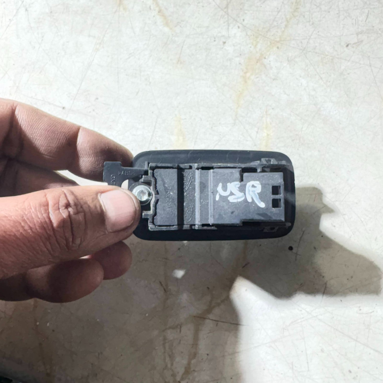 Jaguar Rear Left Door Window Switch 2017–2023