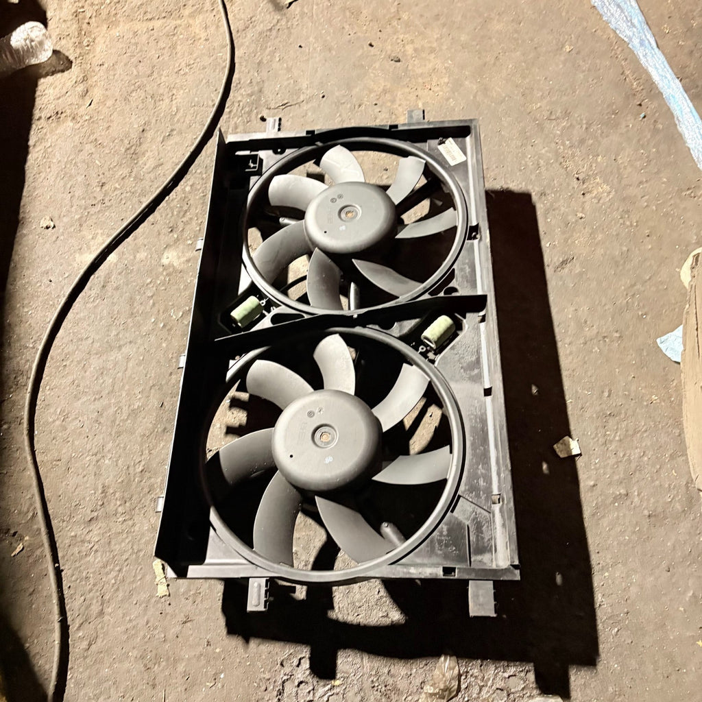 2011 VAUXHALL INSIGNIA ENGINE COOLING RADIATOR FAN P0270003