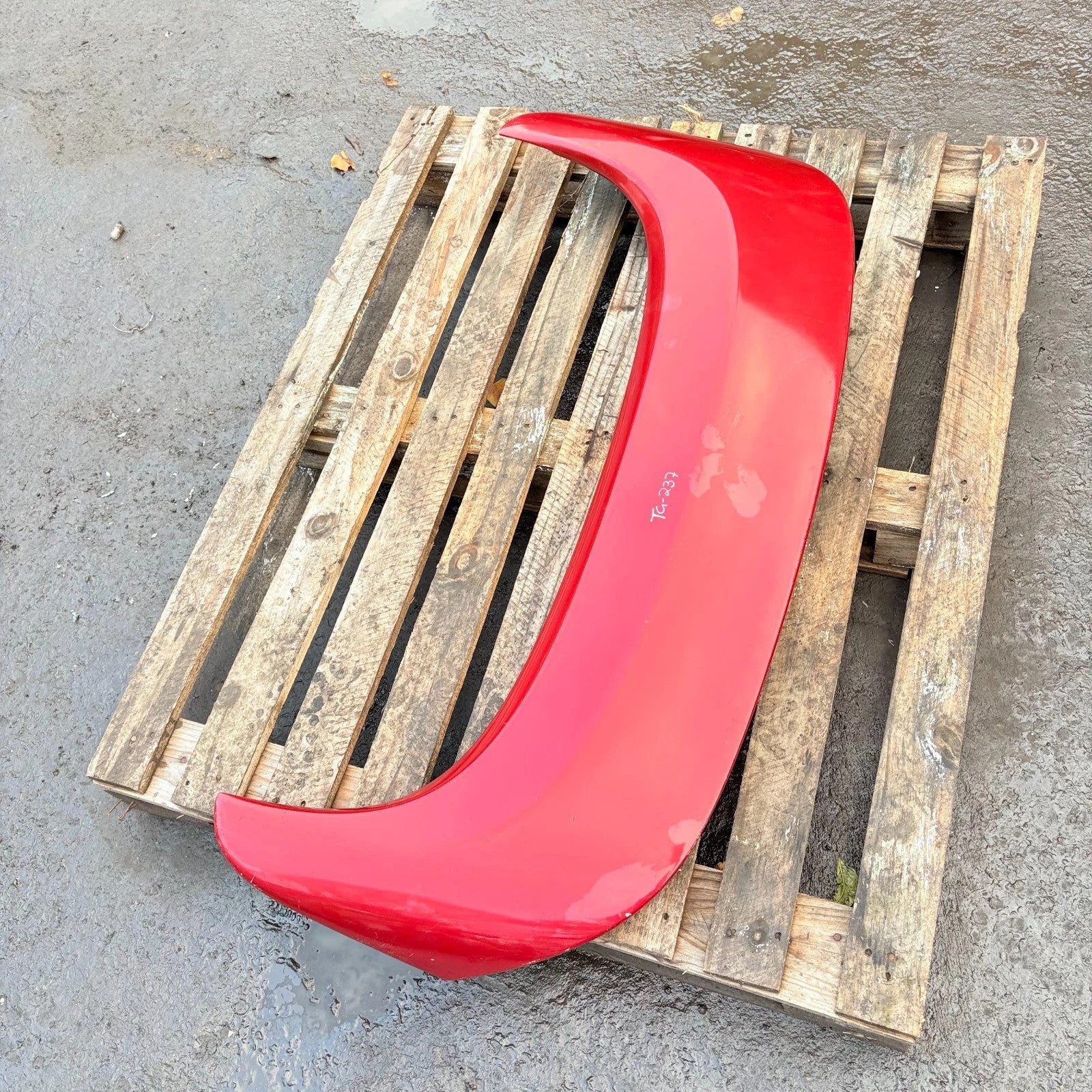 MITSUBISHI LANCER MK5 2007-2012 REAR BOOT SPOILER WING RED 6515A120