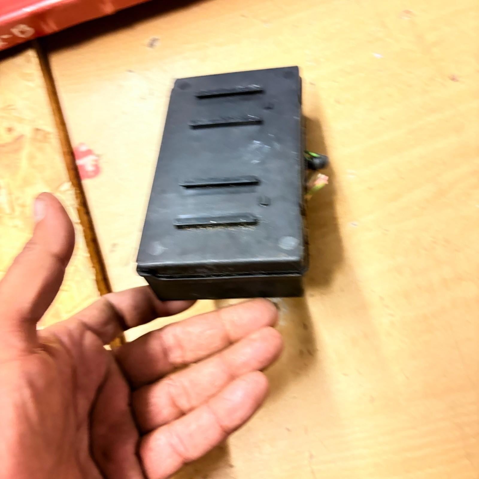 Citroen C5 2000-2008 Engine Bay Fuse Box BSM B3 B4 B5 | Genuine