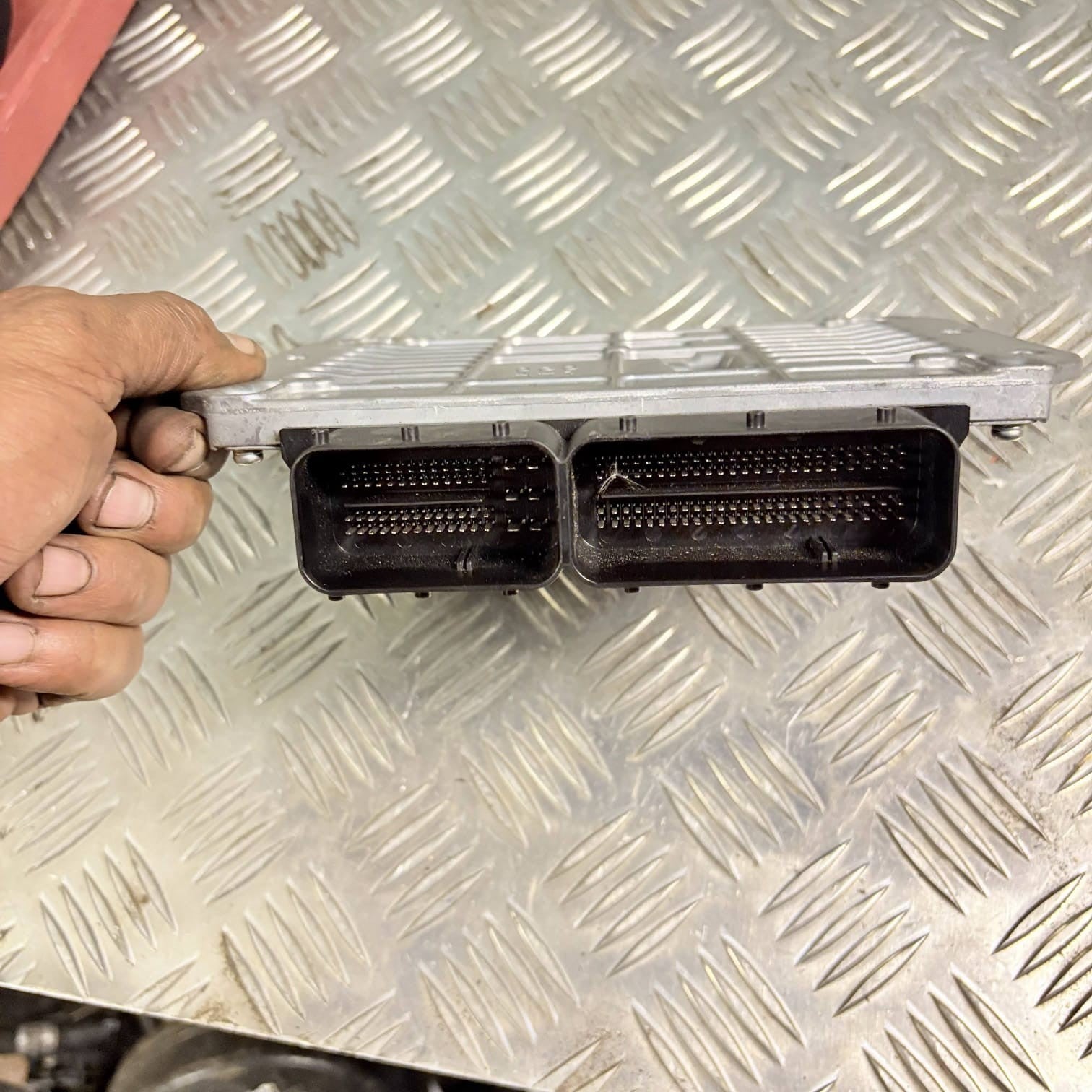 Mazda 6 Engine Control Unit ECU 2.2D Diesel 2010 GH2 Facelift R2BG18881A