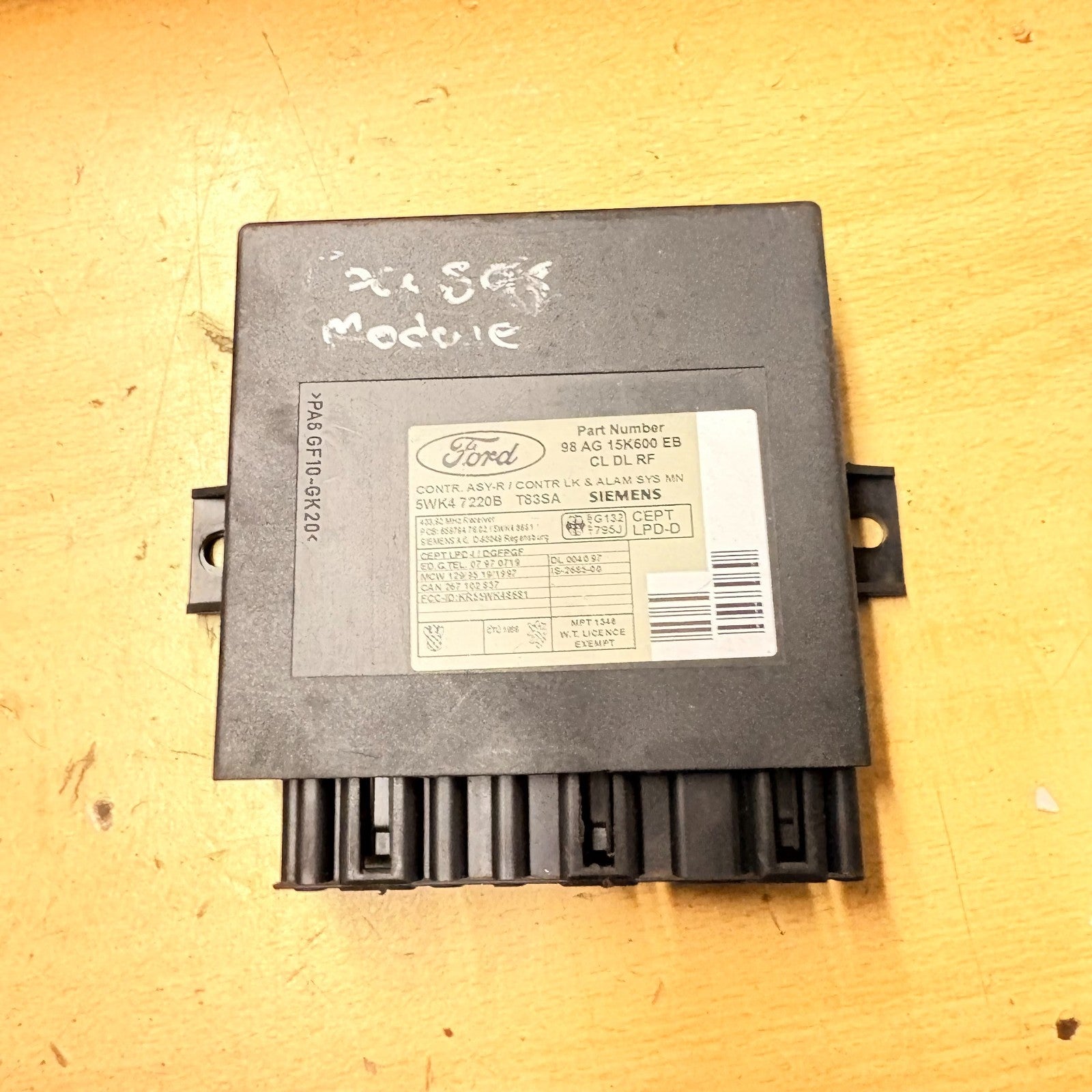 FORD FOCUS CONTROL ASY LOCK AND ALARM ECU 98AG15K600EB