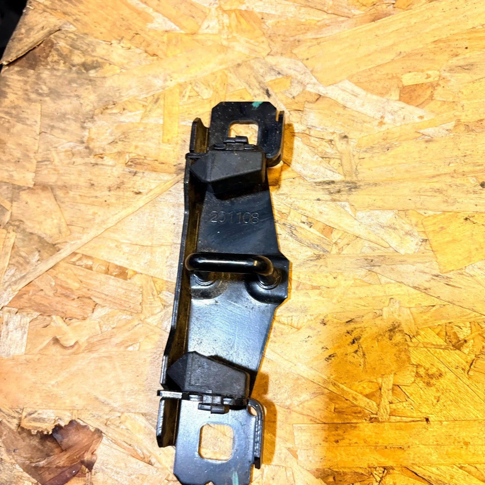 Jaguar Xf Ford Focus mk3 Rear Tailgate Boot Latch 201108