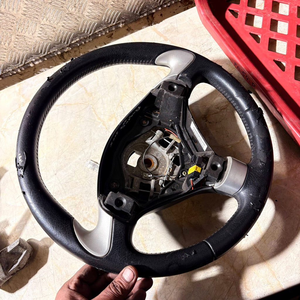 2008 Peugeot 307 Steering Wheel 3-Spoke Black/Silver SV-3503505 2 RHD