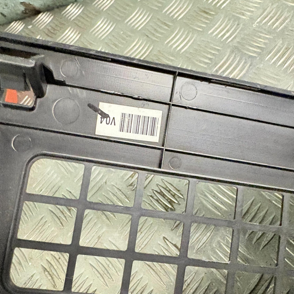 HYUNDAI i40 2011-2017 Lower Dashboard Panel