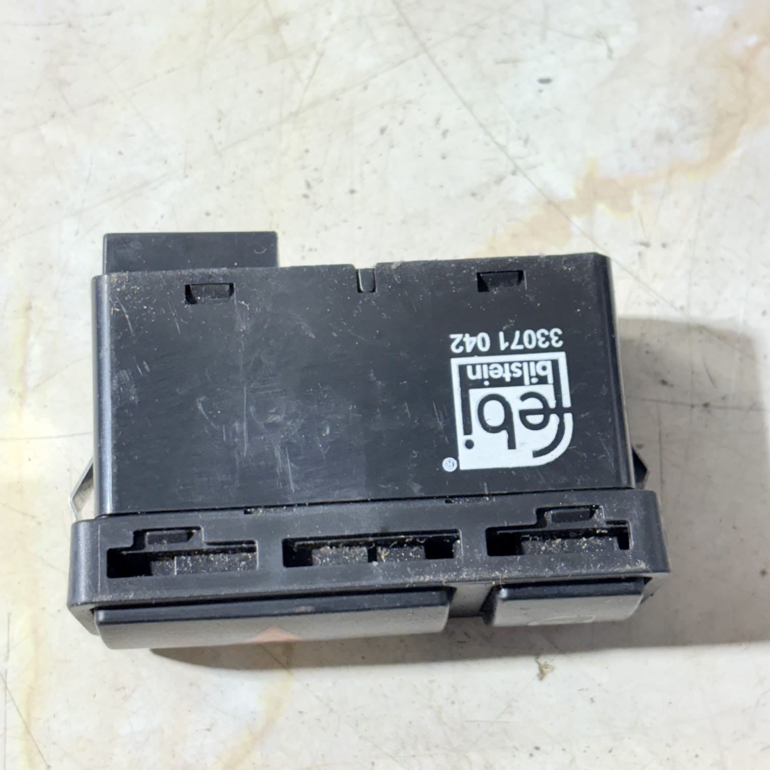 Hazard Light Switch Febi Fits BMW 3 Series X5 2003 Z4 330710427
