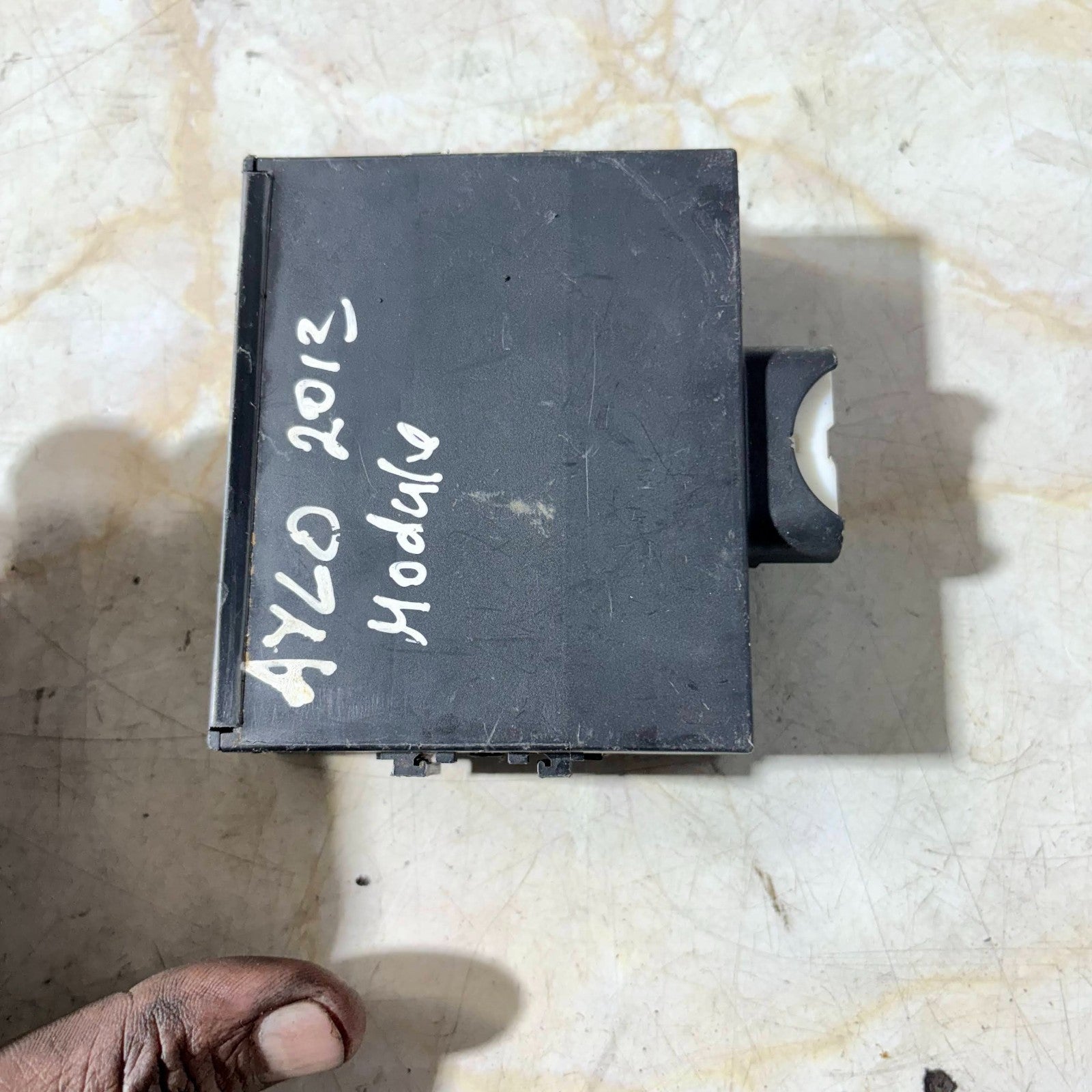 TOYOTA AYGO 2013 DOOR CONTROL MODULE ECU 89740-0H021