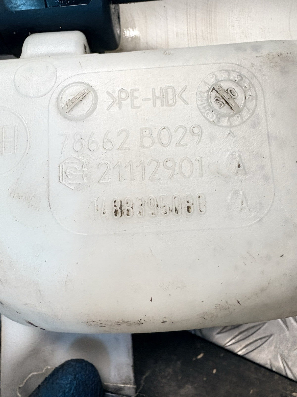 Peugeot Expert 2007-2016 Washer Bottle Reservoir & Pump 78662B029 Dispatch Scudo