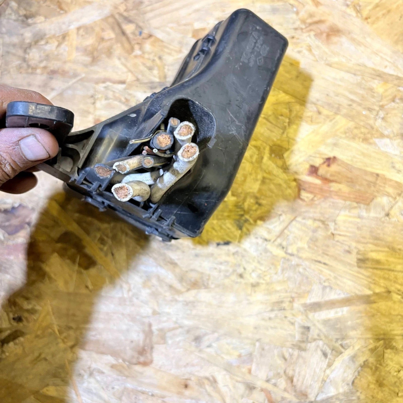 Fuse box for Toyota Corolla 2006