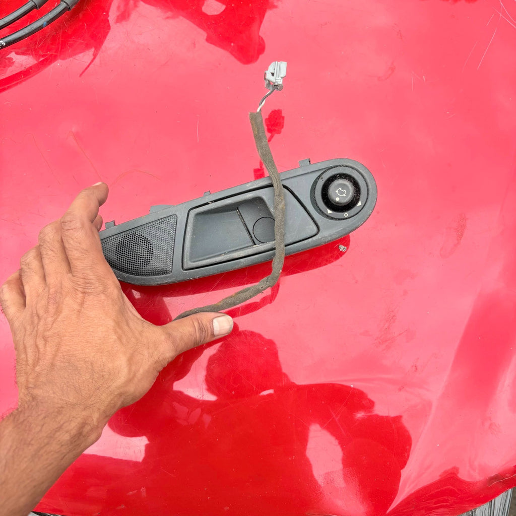 Ford Fiesta 08-12 Mk7 OSF Driver Handle Window & Mirror Switch 8A61A22600AEW