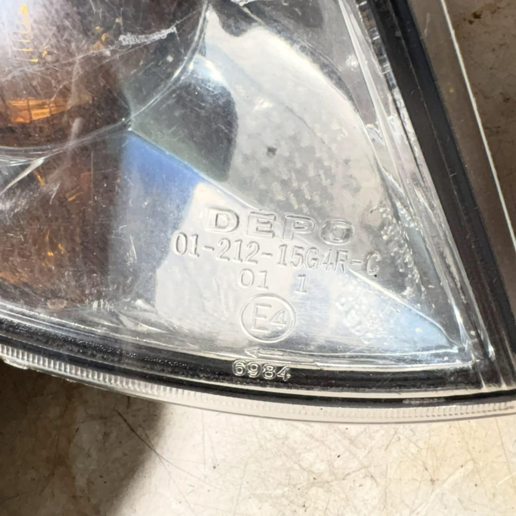 DRIVER FRONT ABAKUS 01-212-15G4R-C Indicator for TOYOTA (OSF)