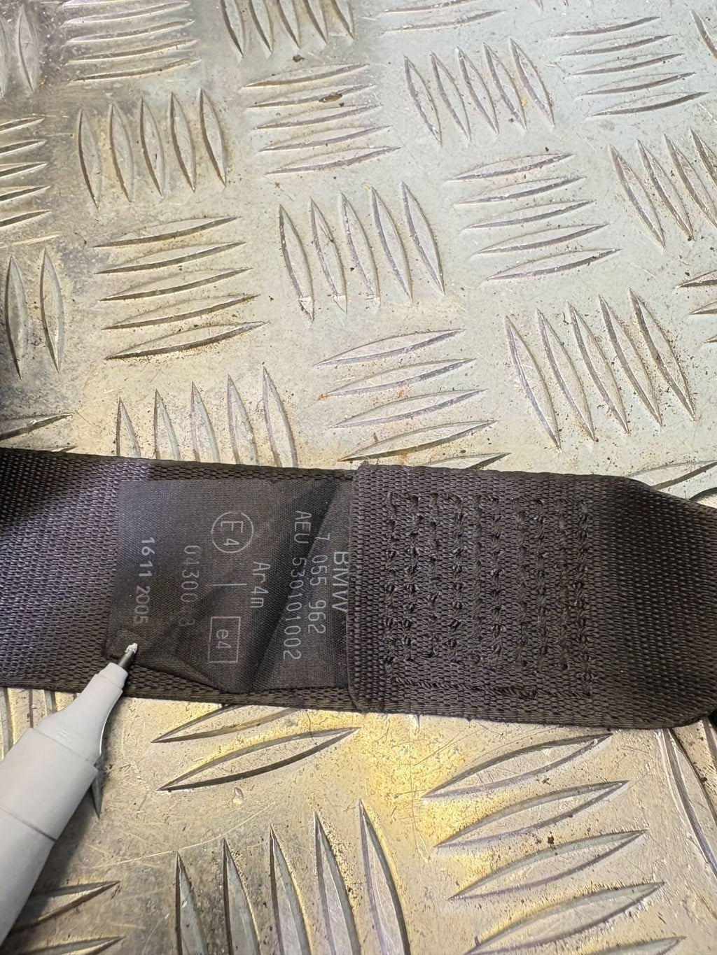Mini Cooper R50 R53 2001-2006 Rear Left Passenger Seat Belt Black 530101002