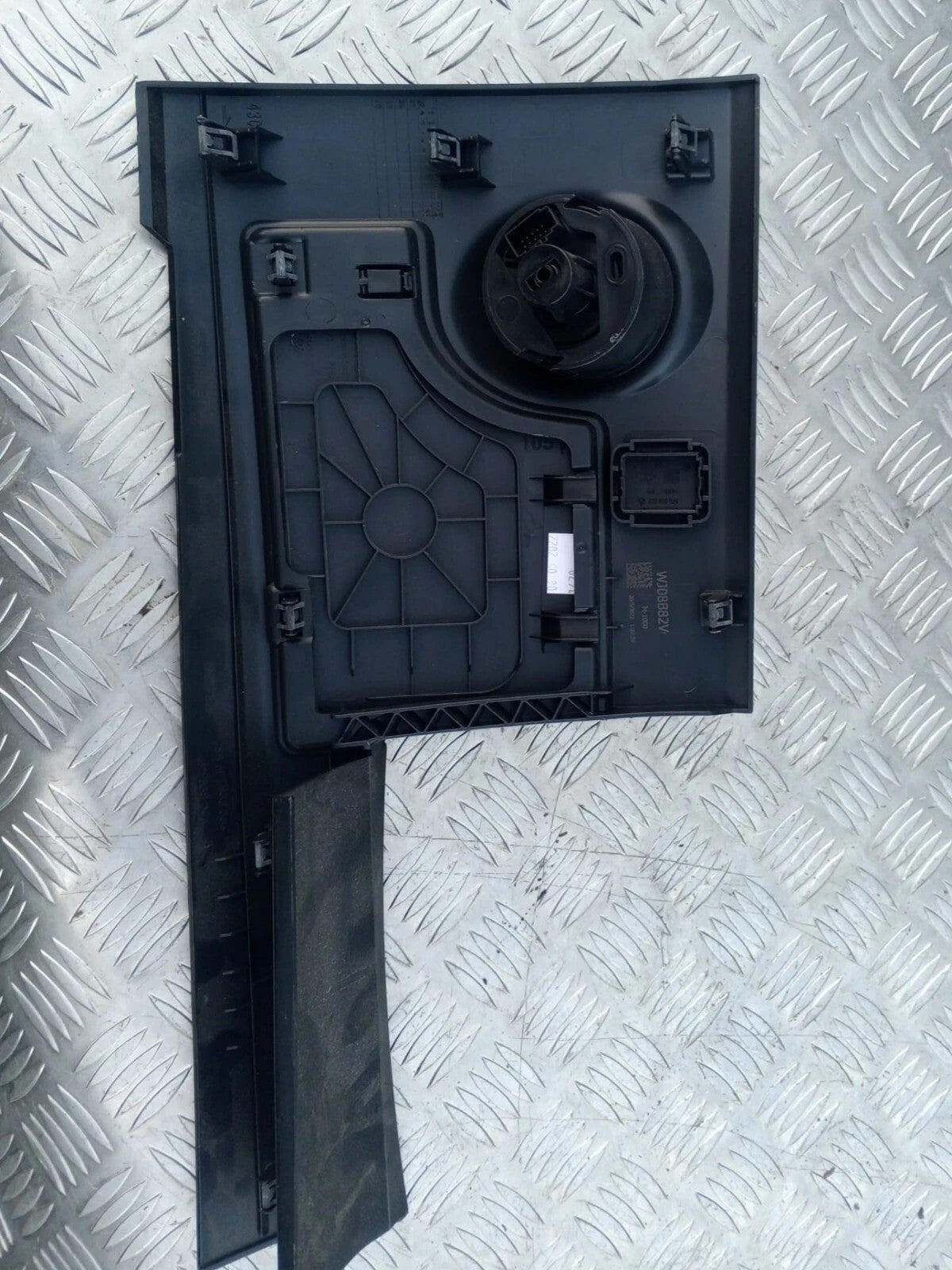 SEAT IBIZA 2020 LOWER DASHBOARD TRIM COVER PANEL & SWITCHES 6F2858366