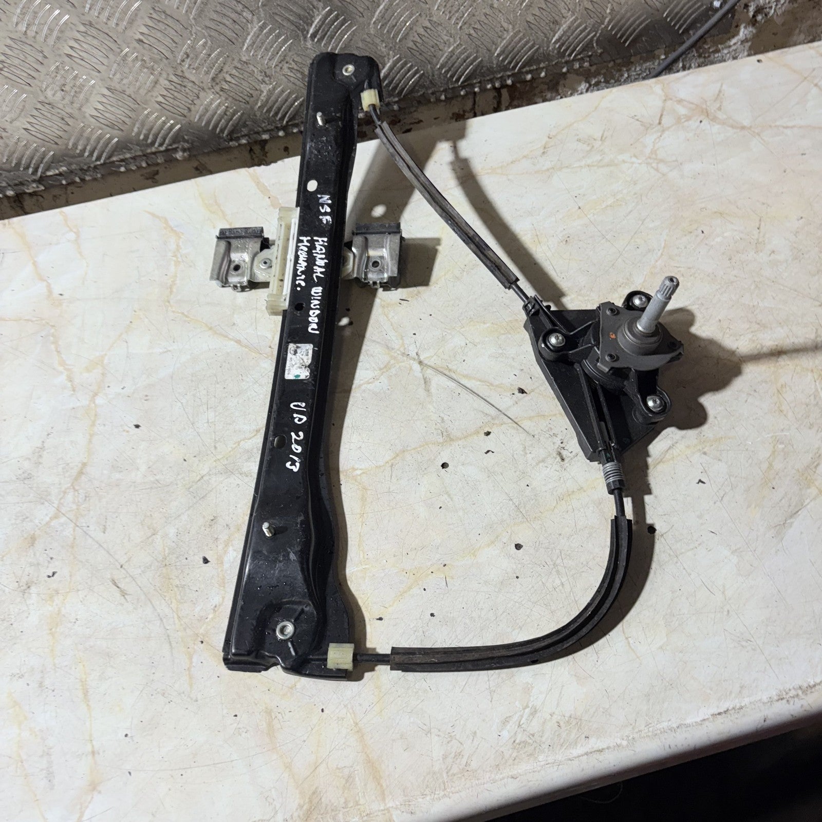 Volkswagen Up Left Front PAssenger Side Window Regulator Mechanism LH936706