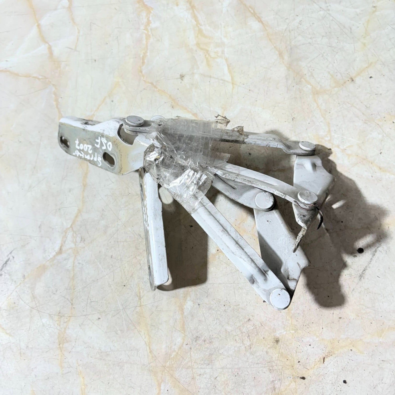 2006-2018 MERCEDES BENZ SPRINTER 2500 HINGE Right FRONT 906-750-01-21