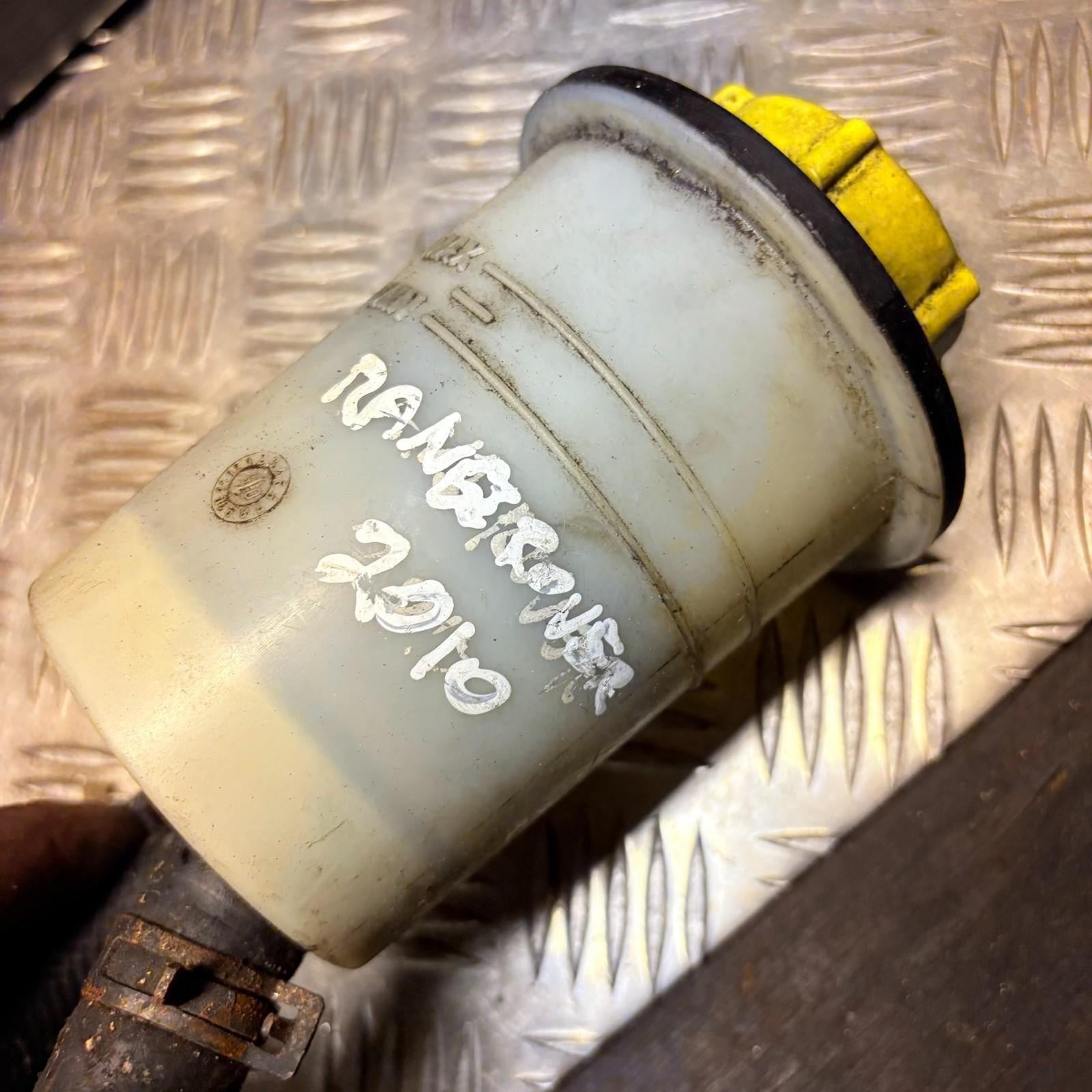 Range Rover Power Steering Fluid Reservoir QFX500060