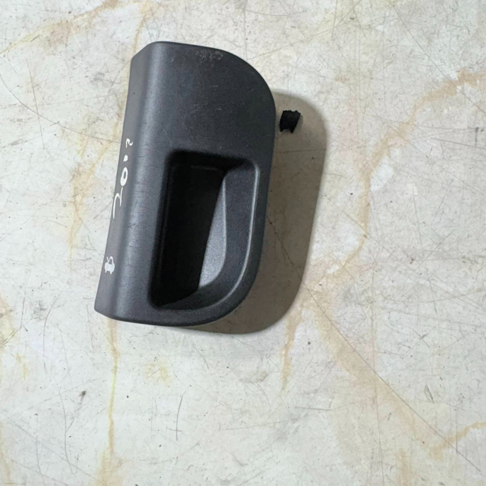 PEUGEOT BIPPER BIPPER NEMO QUBO BONNET RELEASE HANDLE 2017 735410607