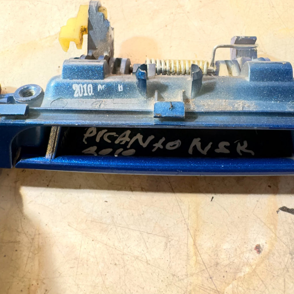 KIA PICANTO 2004-2011 EXTERNAL DOOR HANDLE REAR LEFT PASSENGERS SIDE in BLUE