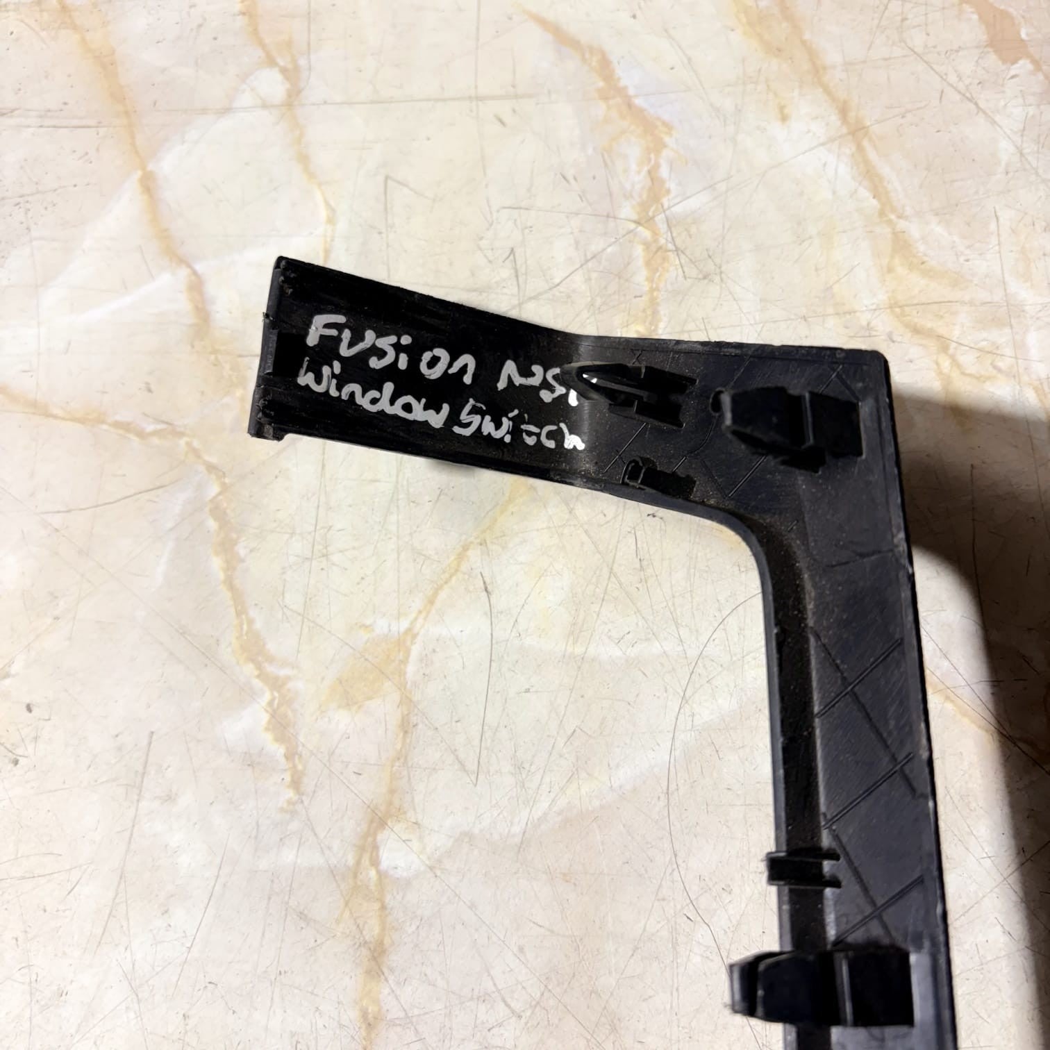 FORD FUSION MK1 PASSENGER FRONT WINDOW TRIM SWITCH 2N11N24185BDW