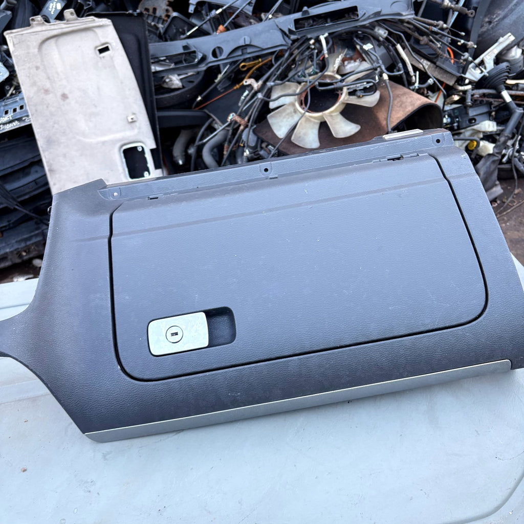 2010 VOLKSWAGEN GOLF GLOVE BOX 1K2857114C