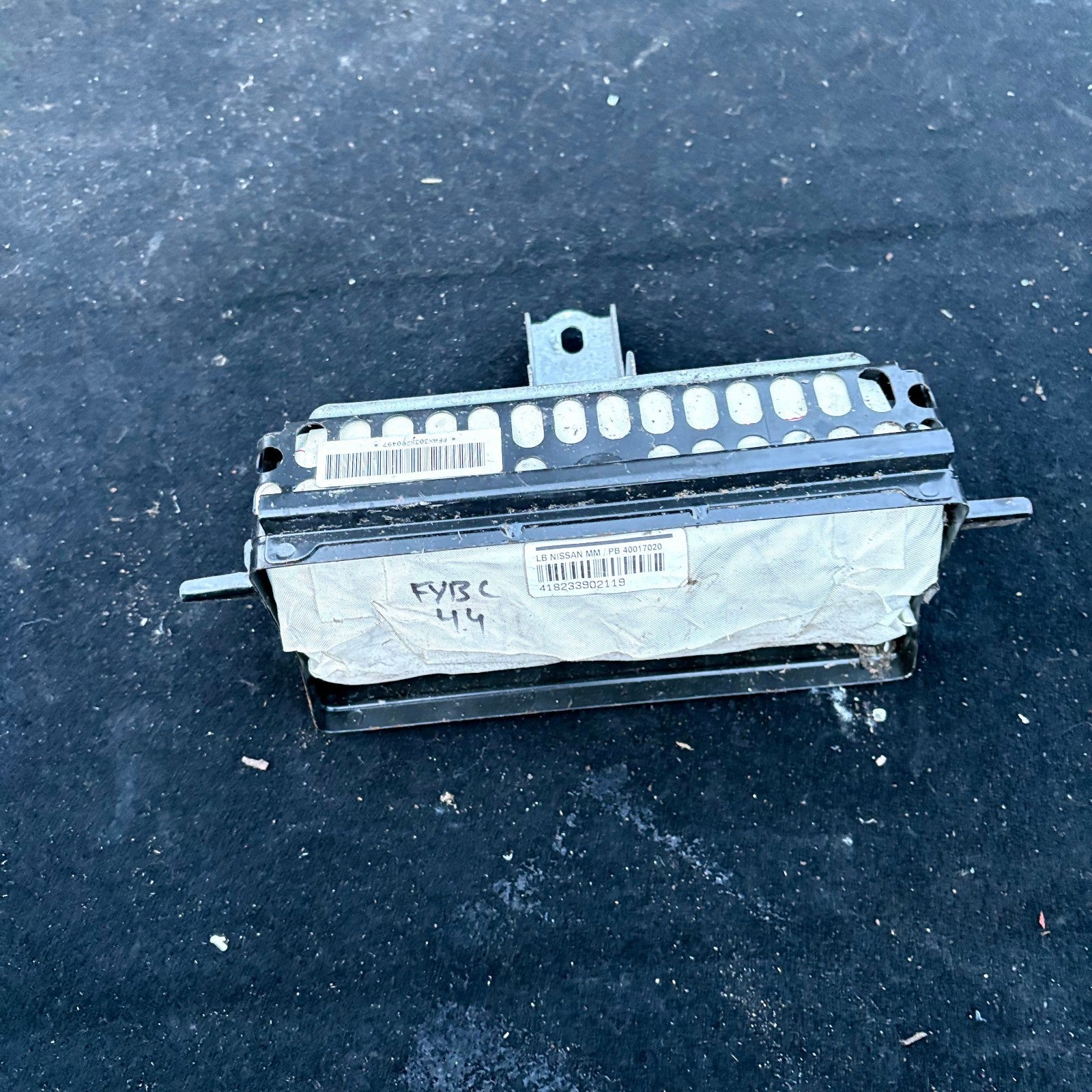 NISSAN MICRA 2000-2007 DASHBOARD AIRBAG PASSENGER LEFT SIDE 40017020