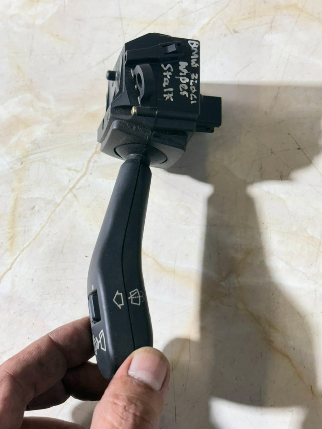 BMW 2003 WIPER STALK SWITCH 8363664M 01204000