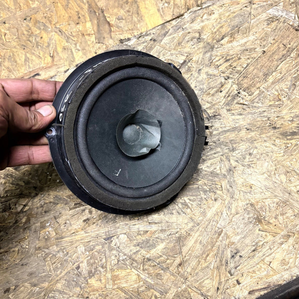 Ford Fiesta Mk7 2008-2017 5 Door Rear Right Door Speaker AA6T18808CA 4Ω