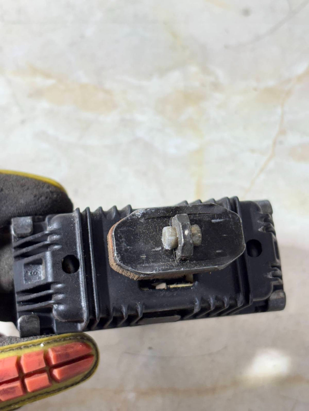BMW DOOR CHECK STOPPER STRAP HINGE 7026 384 PA