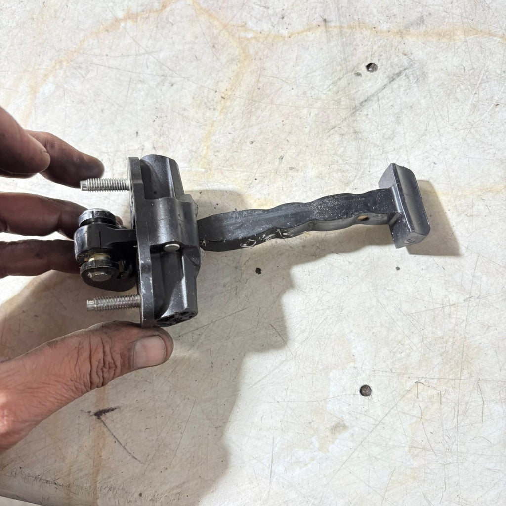 Peugeot 308 Mk2 2015 DRIVER Rear Door Stop Check Hinge Strap