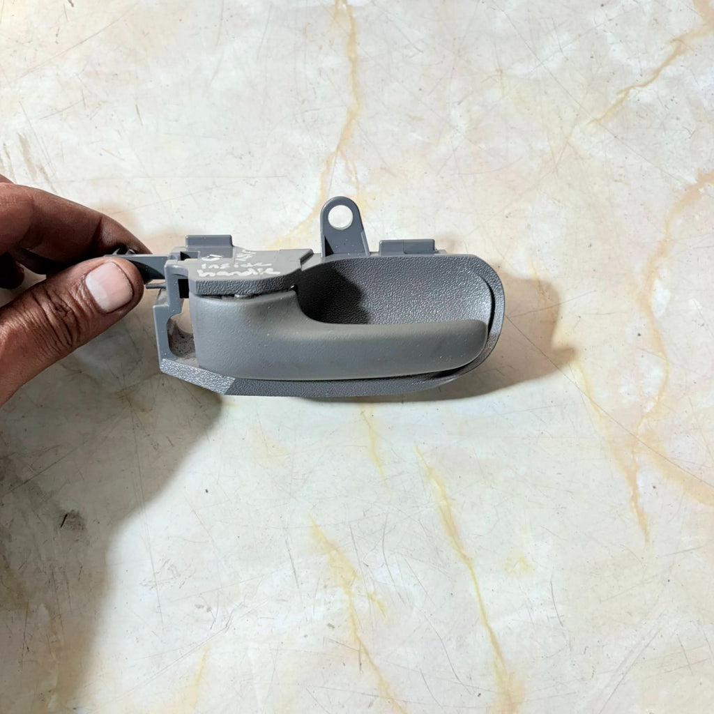 CITROEN C1 INTERIOR LEFT FRONT DOOR HANDLE