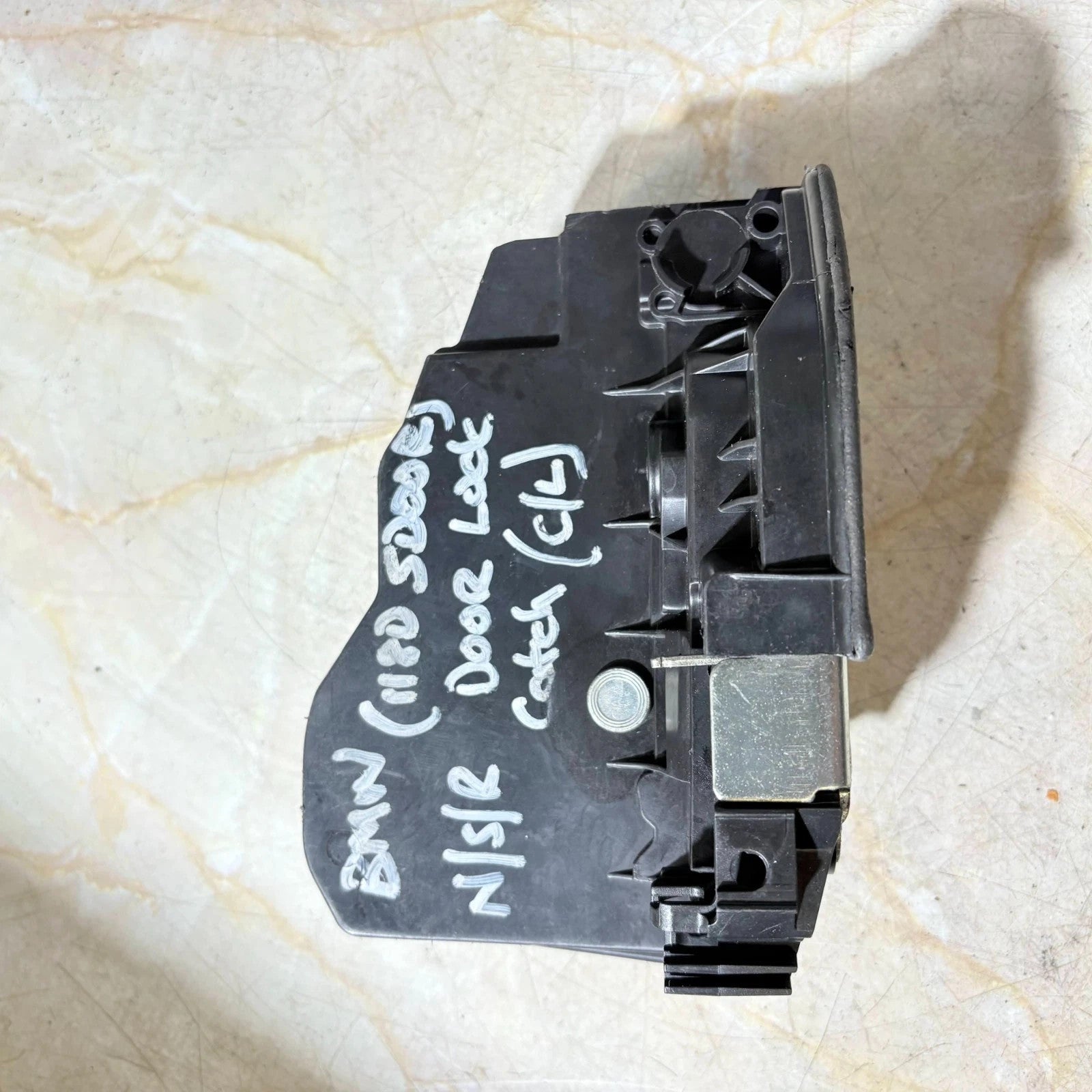 2013 BMW 1 SERIES 118d SE 5DR F20 PASSENGER REAR DOOR LOCK CATCH 7202147